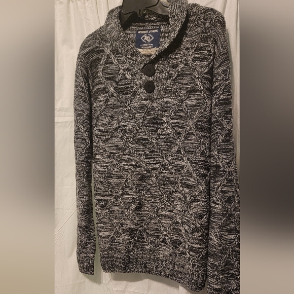 Amongst Others Men Sweater Large Black White Long Sleeve Cable Knit Shawl Collar - Picture 2 of 10